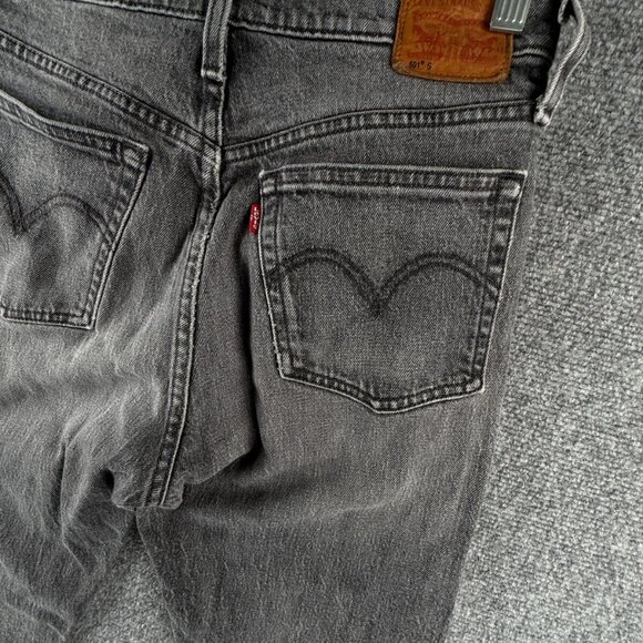 Levi’s 501s Student Women Jeans Charcoal Wash Button Fly Classic ACTL 26X31 - Picture 11 of 15